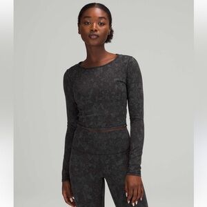 Lululemon Wunder Train Cropped Long Sleeve Shirt
Hideaway Camo Deep Coal Multi
